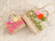 Cargar imagen en el visor de la galería, Bolsa paradise con nombre y arcoíris