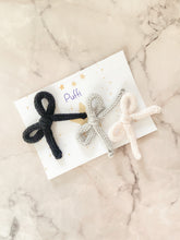 Cargar imagen en el visor de la galería, Broche moño crochet