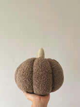 Cargar imagen en el visor de la galería, Calabaza Grande
