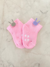 Cargar imagen en el visor de la galería, Puffi Socks personalizado Conejito para niñas (1 par)