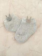 Cargar imagen en el visor de la galería, Puffi Socks personalizado Conejito para niños (KIT 3 PARES)