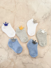 Cargar imagen en el visor de la galería, Puffi Socks personalizado Coronas para niños (1 par)