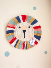 Cargar imagen en el visor de la galería, León macrame