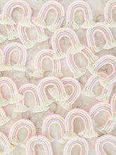 Cargar imagen en el visor de la galería, Set de llaveros de arcoíris (10-19 piezas) PRECIO ESPECIAL