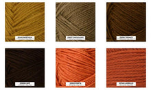 Cargar imagen en el visor de la galería, Móvil Rainbow Pompones