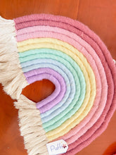Cargar imagen en el visor de la galería, Rainbow Tejido