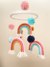 Cargar imagen en el visor de la galería, Móvil Rainbow Pompones