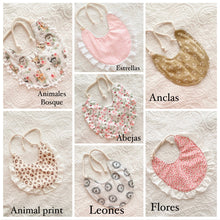 Cargar imagen en el visor de la galería, Canasta new born POMPONES (Personalizada)
