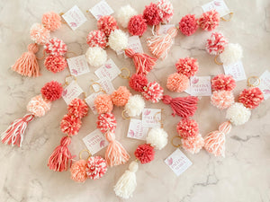 Set de llaveros de pompones con tassel (1-9 piezas)